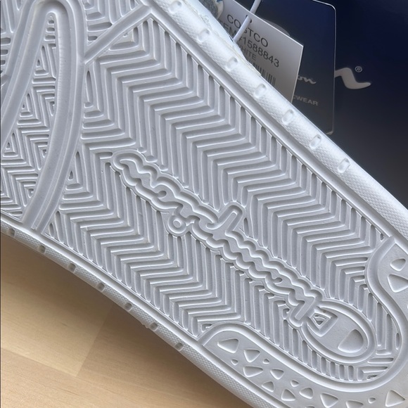 Champion Men's  White Slide Sandals Size 12 - Picture 4 of 5